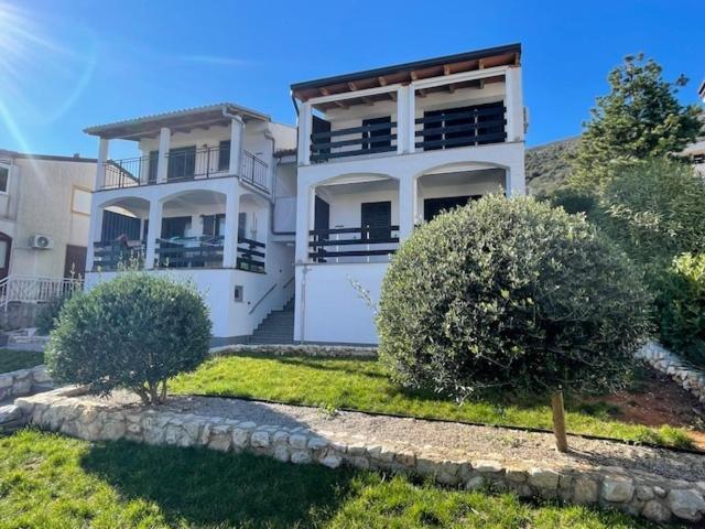 Residence4A-Appartamento Bianco Ravni Exterior foto